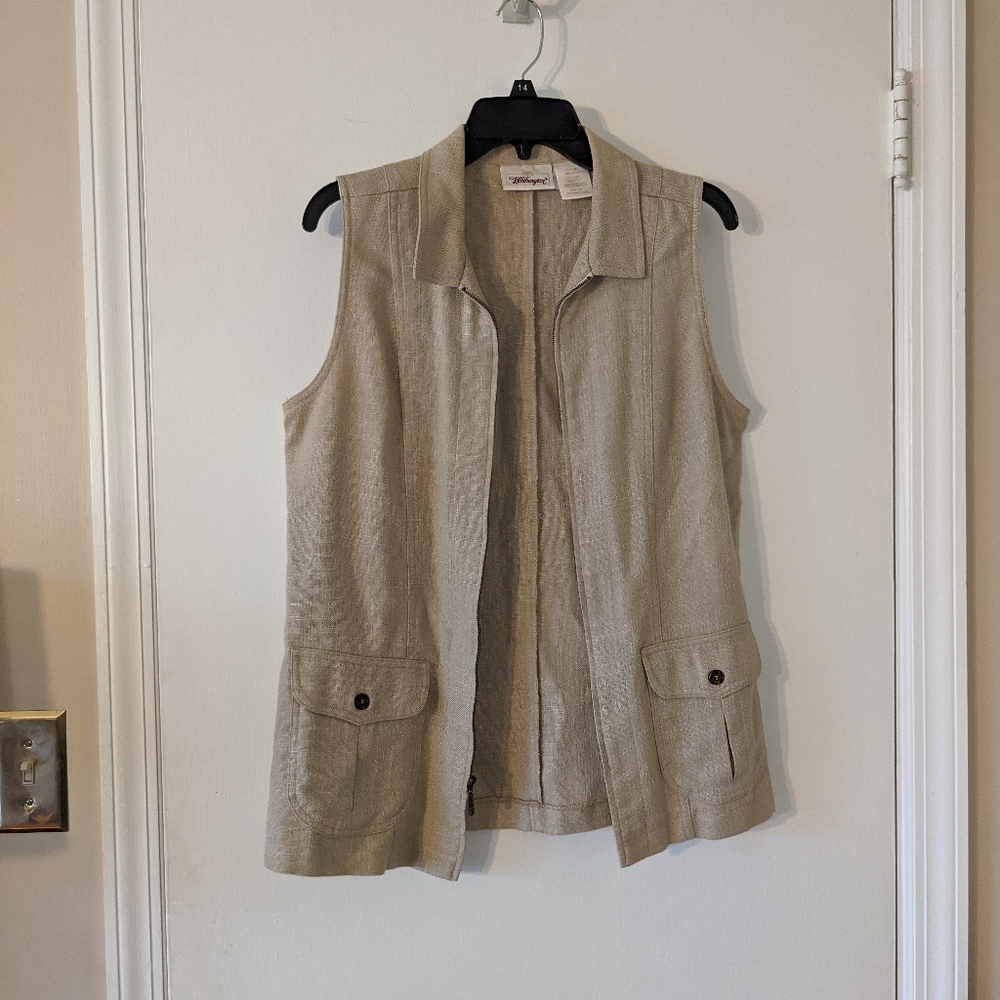 Worthington khaki zipper vest